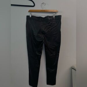 Zara Black Dress Pants with Classic Silhouette